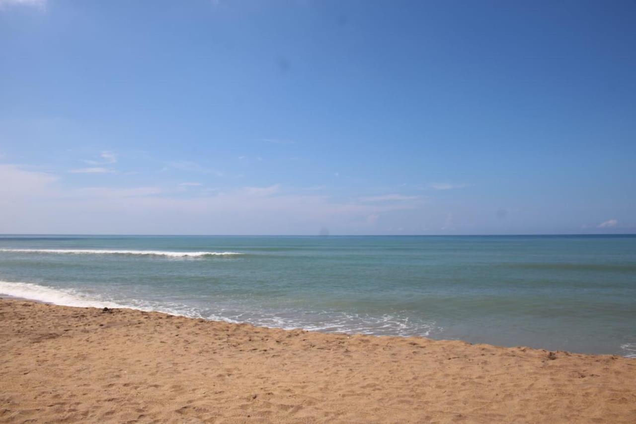 Happy Cocos Beach House واسكادوا المظهر الخارجي الصورة